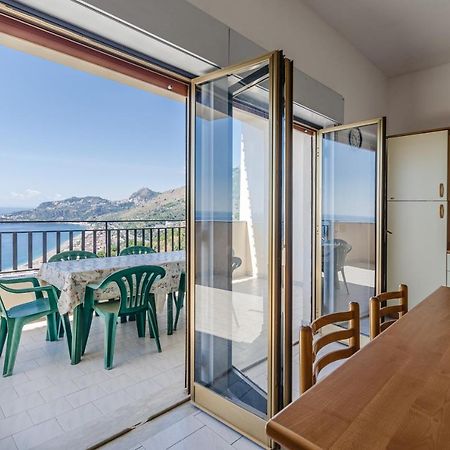 Casa Vacanze Andreana Apartment Letojanni Luaran gambar
