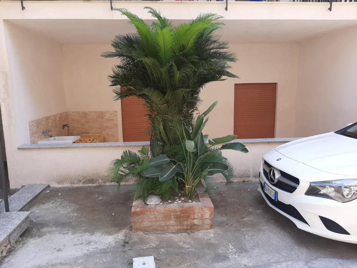 Casa Vacanze Andreana Apartment Letojanni Luaran gambar