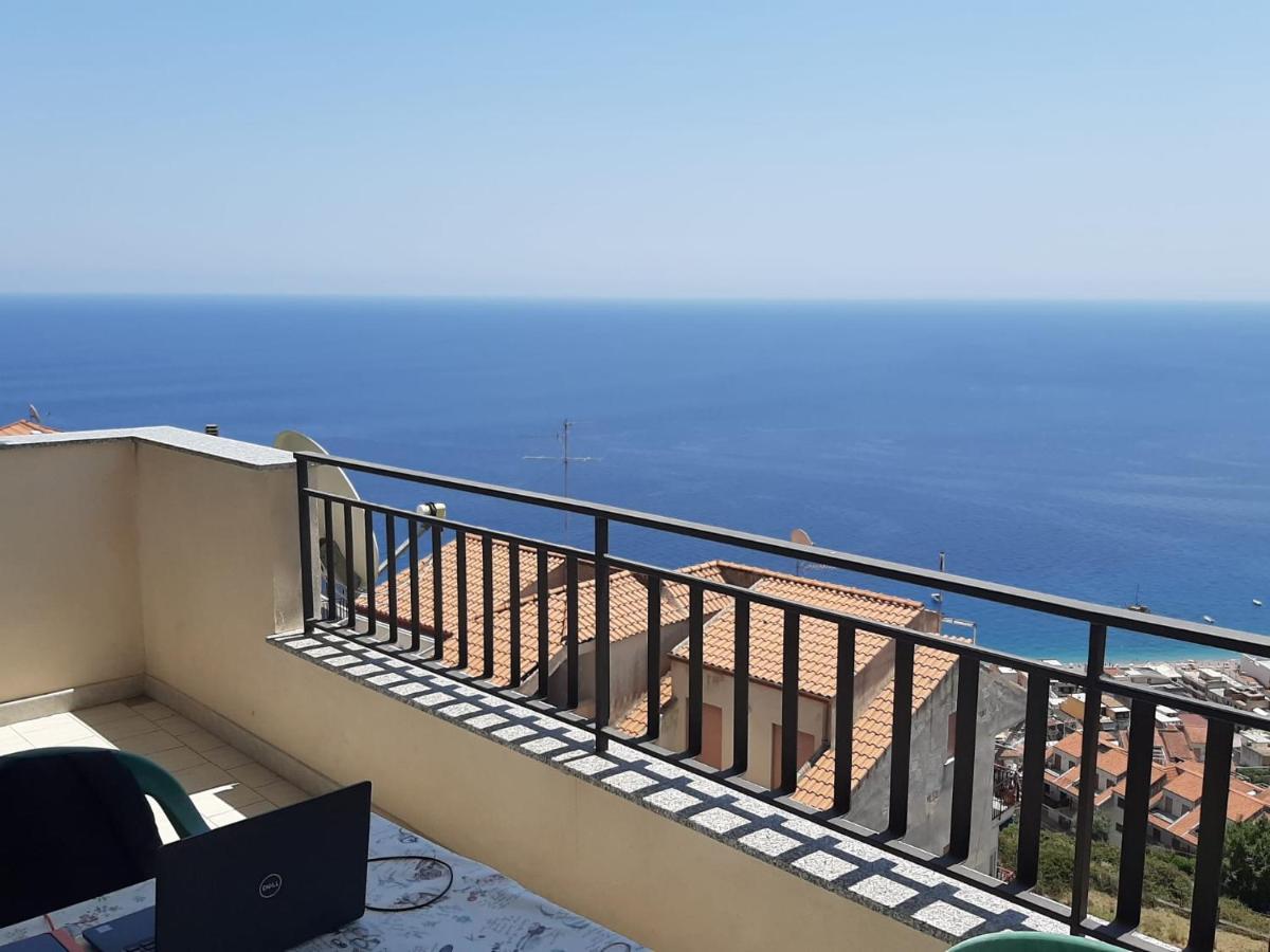 Casa Vacanze Andreana Apartment Letojanni Luaran gambar