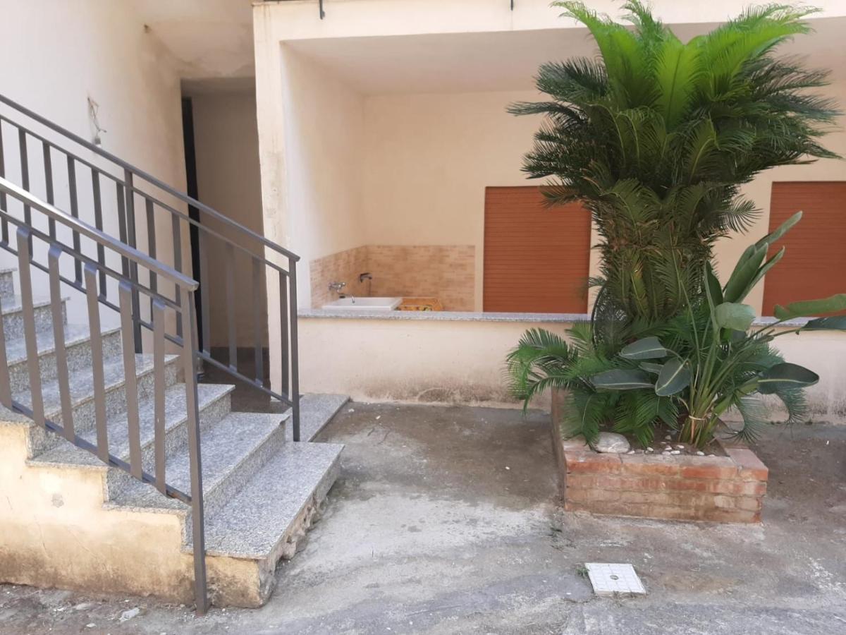Casa Vacanze Andreana Apartment Letojanni Luaran gambar