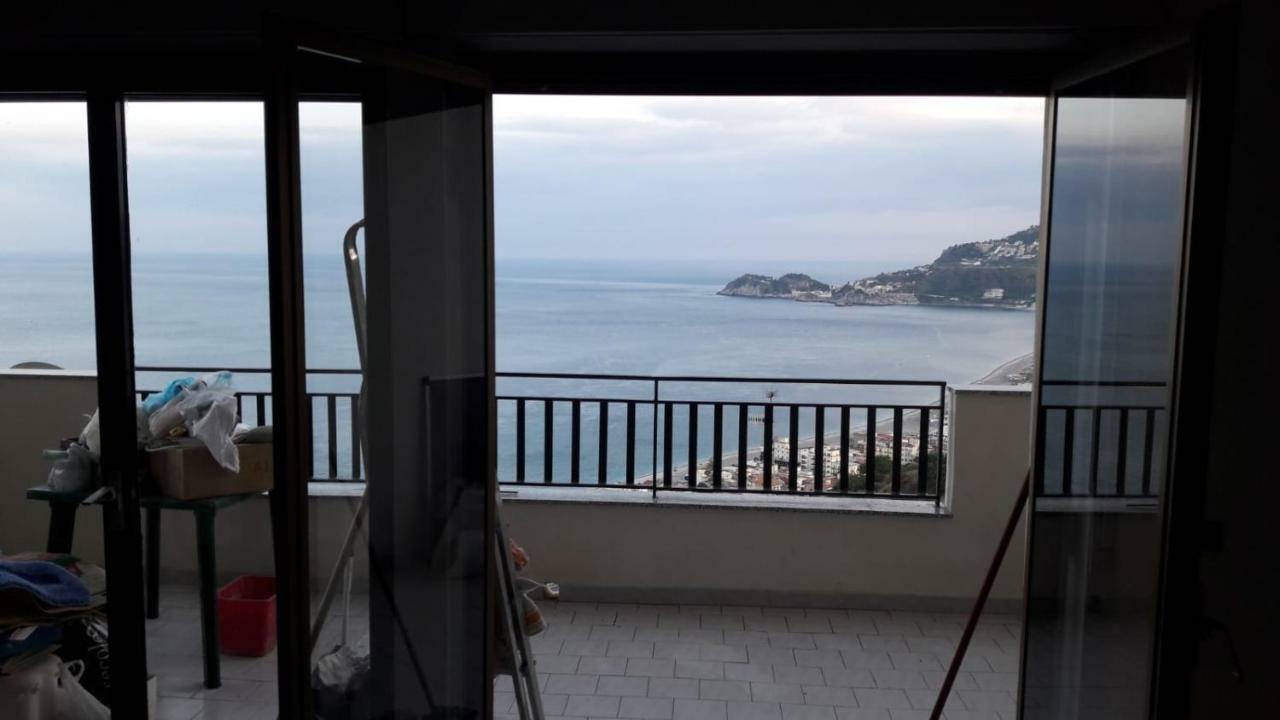 Casa Vacanze Andreana Apartment Letojanni Luaran gambar